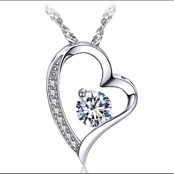 Jewelry - 14K White Gold Plated Heart Necklace